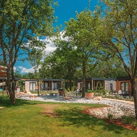 Prázdninový areál Mediterranean Mobile Homes Village In Camping Lanterna
