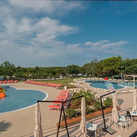 Mediterranean Mobile Homes Village In Camping Lanterna Tar-Vabriga