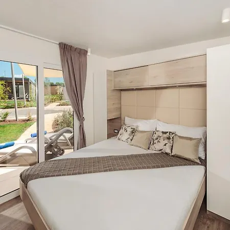 Mediterranean Mobile Homes Village In Camping Lanterna Tar-Vabriga